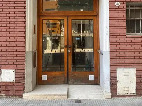 Directorio Av 500, Piso 1