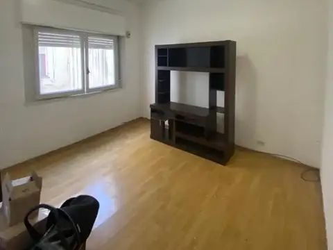 Departamento en Venta en Parque Chacabuco, USD 80.000