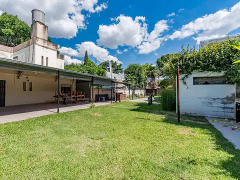 Venta – Casa 4 Dormitorios con jardín y pileta Fisherton