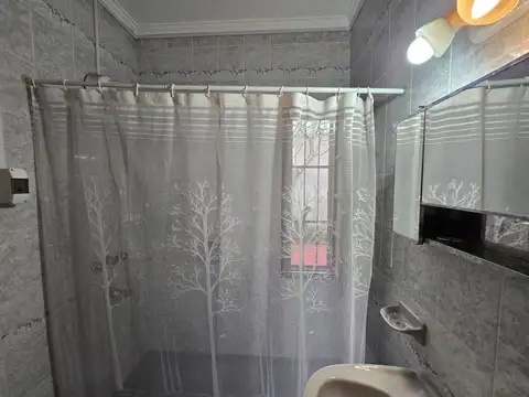 Se vende casa en Brown 566