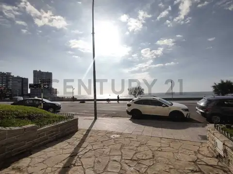 Departamento en Venta en Playa Chica, USD 165.000