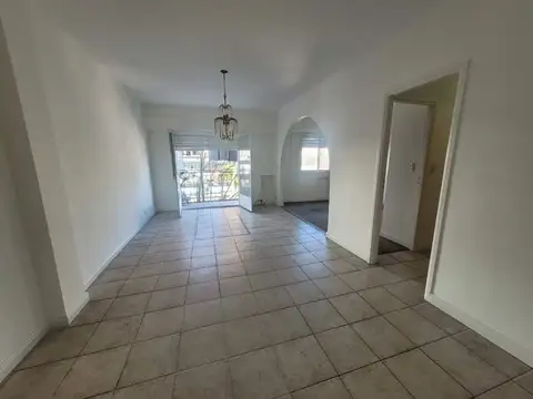 ALQUILER SEMIPISO 4 AMB RAMOS MEJÍA BALCON