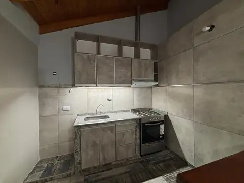 Depto Tipo Casa en Alquiler de 3 ambientes