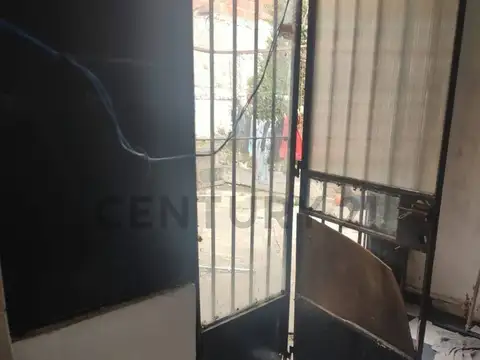 Local con Vivienda en Venta, La Plata