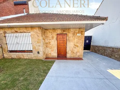 Chalet en Alquiler con Parque, Quincho y Garage/Parque Luro
