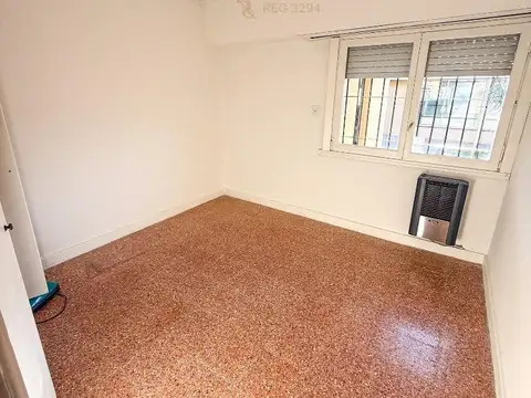 Chalet en Alquiler con Parque, Quincho y Garage/Parque Luro