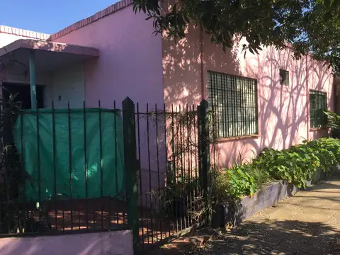 Casa en Venta en Burzaco, USD 87.000
