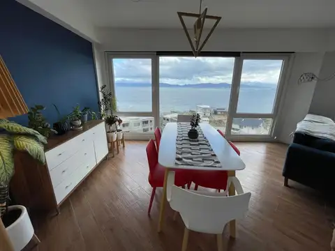 Los Arrieros 100, Piso 2