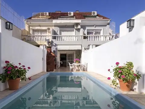 Depto Tipo Casa en Venta de 4 dormitorios