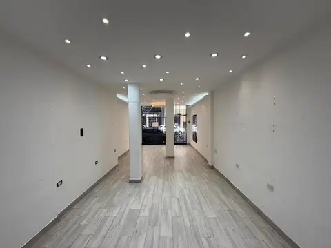 Local en Alquiler en Recoleta, $ 2.300.000