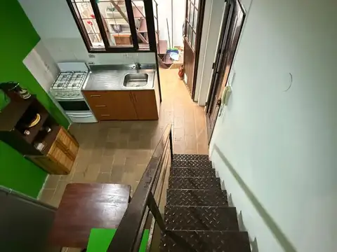 Depto Tipo Casa 2 ambientes con 1 baño