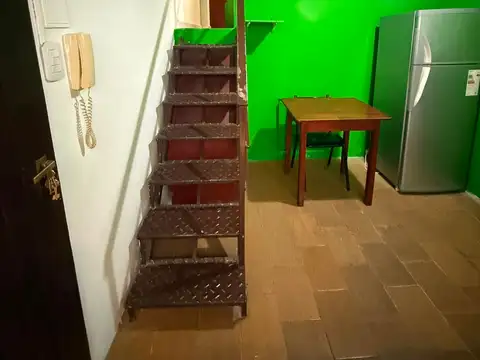 Depto Tipo Casa en Venta 66 años