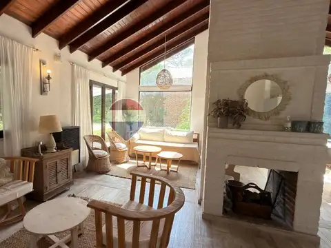 Casa en Venta en Pinamar, USD 215.000