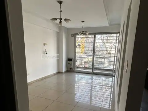 CAAGUAZU 6000, Piso 1