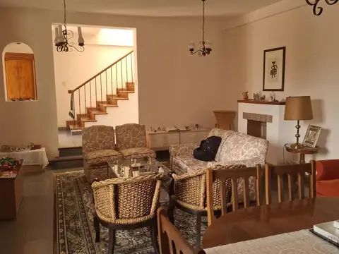 Casa en Bo.Grand Bourg dos plantas 4 dormitorios