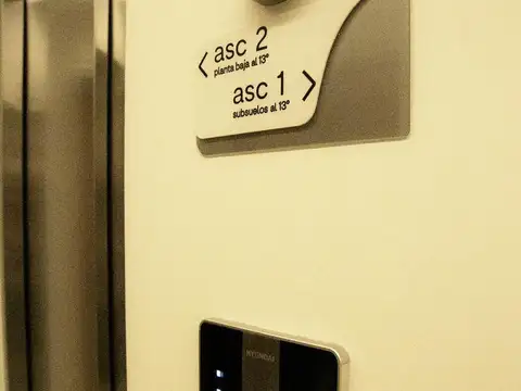 Av. Luis María Campos 500 y Republica de Eslovenia