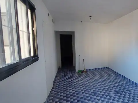 Depto Tipo Casa en Venta 56 años