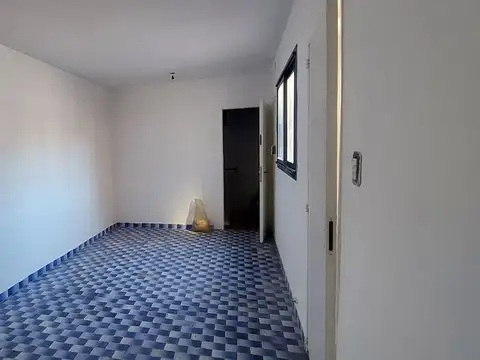 Depto Tipo Casa en Venta de 2 ambientes
