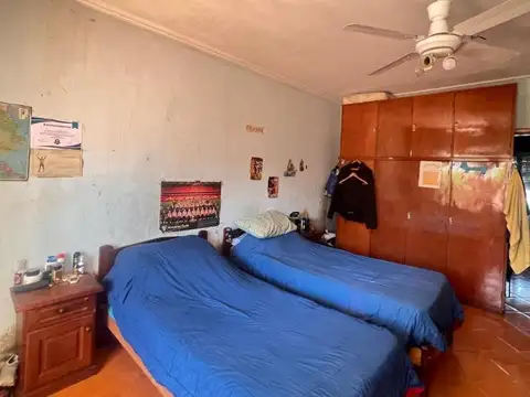 CASA EN VENTA 2 FAMILIAS AVENIDA BELGRANO 5400 WILDE