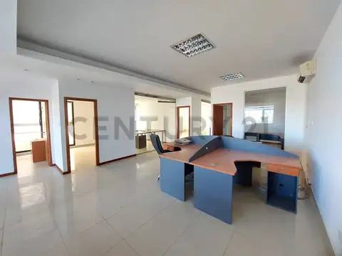 OFICINAS COMERCIALES SOBRE RUTA 8 | VENADO TUERTO + DEPÓSITO