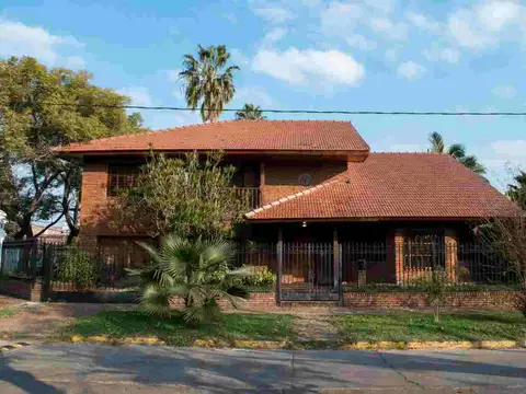 CASA EN VENTA 7 AMBIENTES C/ DEPARTAMENTO EN LOMAS
