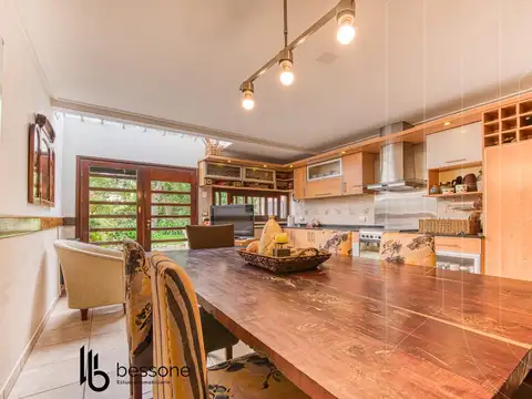 Casa en Venta en Los Pinares, USD 184.900