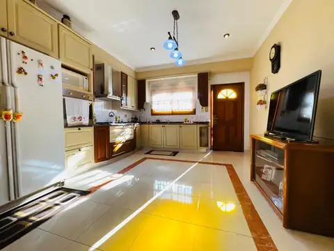 Casa en Venta en Villa Ballester, USD 280.000