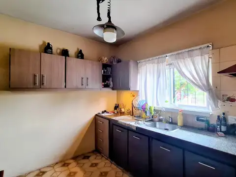 Depto Tipo Casa en Venta con 1 cocheras