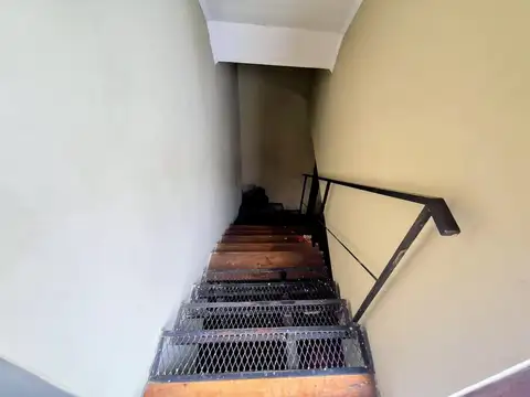 VENTA CASA * 4 AMB CON PATIO,GARAJE, TERRAZA, PARRILLA.