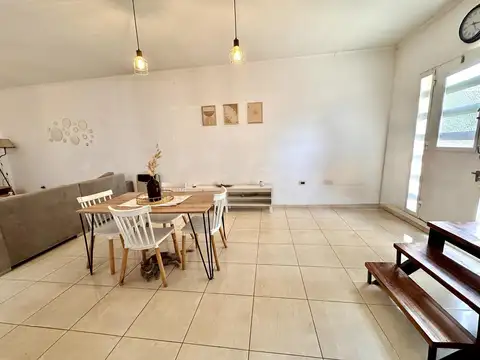 Depto Tipo Casa en Venta en Arroyito, USD 135.000