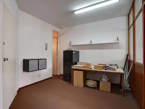 Oficina en Venta con 1 cochera