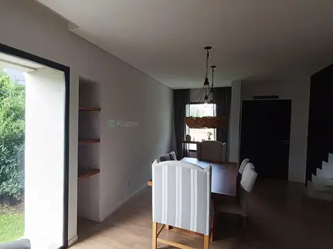 Casa en Alquiler al Noreste