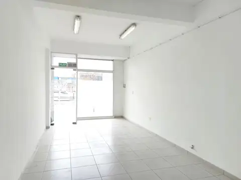 Locales Comerciales en Alquiler ? Gral Gutiérrez ? Maipú