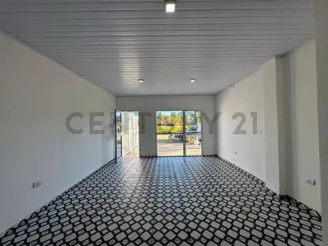 Casa en Venta con 4 cocheras