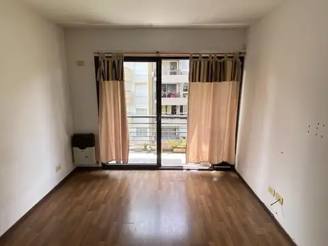 Nahuel Huapi 4950 , Piso 5