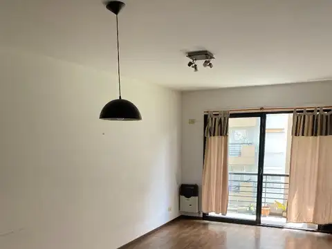 Monoambiente al frente con balcon, Alquiler Villa Urquiza