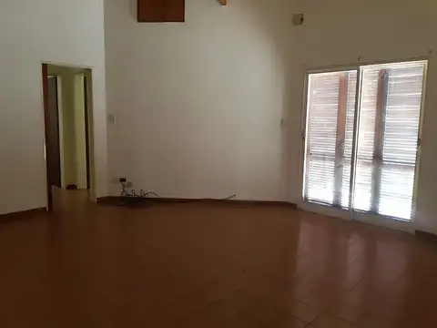 VENTA – CASA 2 DORM. - APTA CRÉDITO