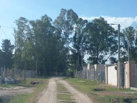 Terrenos lotes en Domselaar barrio Los Gallegos 