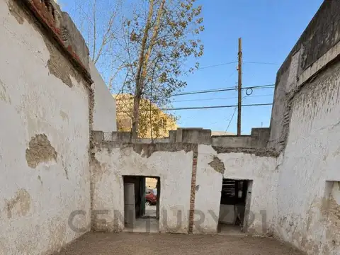 Quintana 500, Piso 0