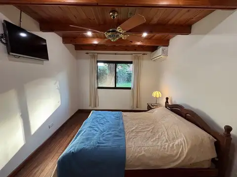 ALQUILER TEMP CASA EN FUNES 2 DORMITORIOS Y PILETA