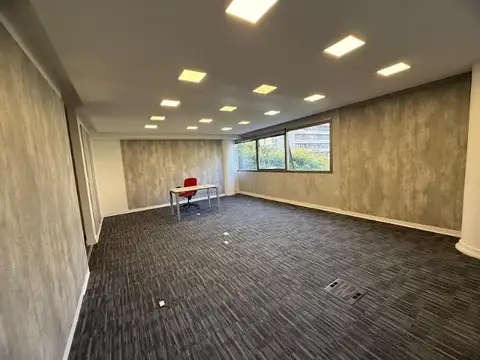 Oficina en Alquiler al Sur