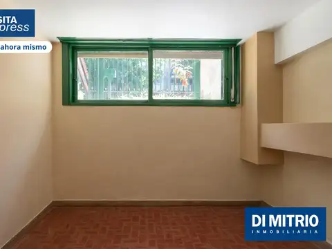 Casa en Venta en Parque Rivadavia, USD 595.000