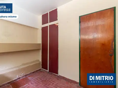 Casa 8 ambientes con 7 baños