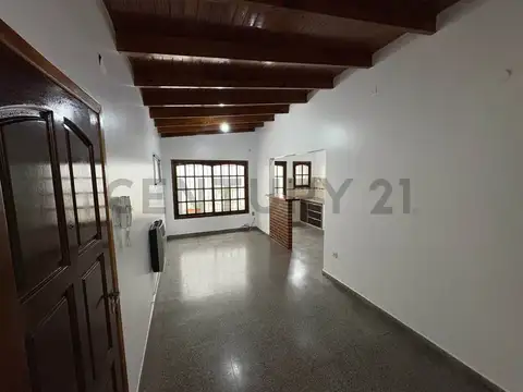 Montevideo entre calle 13bis y 14 1100, Piso 0