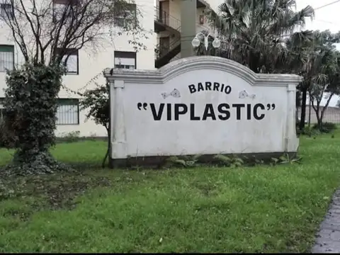 DEPARTAMENTO 4 AMB. EN VENTA BARRIO VIPLASTIC
