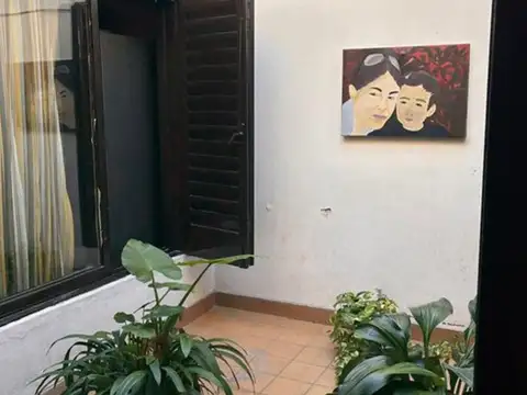 Casa 8 ambientes con 3 baños