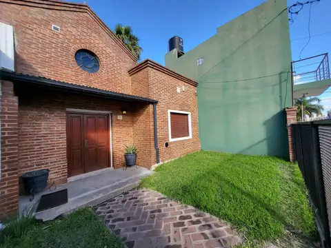 Casa SEMI CENTRICA.