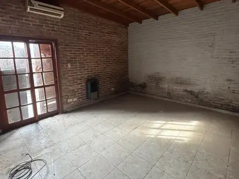 Casa SEMI CENTRICA.