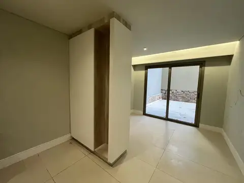 Joy Tower monoambiente en venta planta baja macrocentro