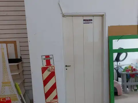 Local en Alquiler en Belen de Escobar, $ 5.000.000